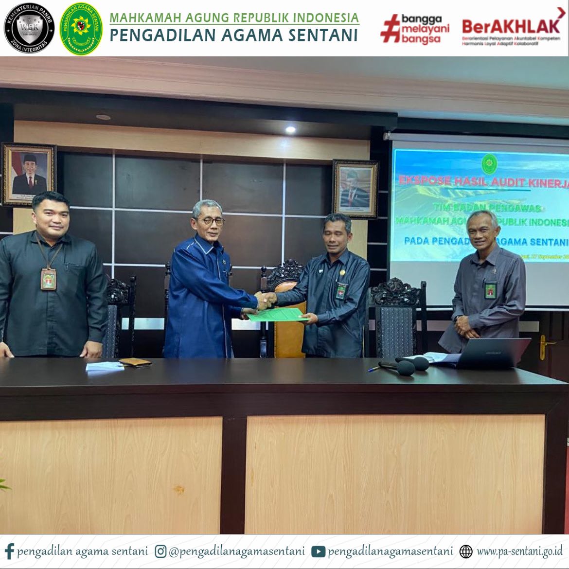 Foto Penyerahan Hasil Audit