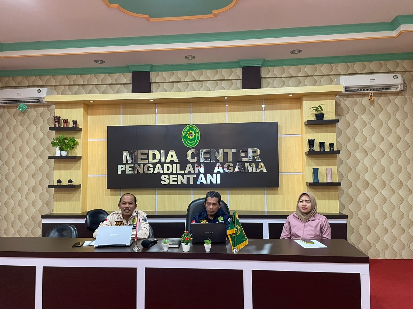 WhatsApp Image 2023 04 06 at 19.22.12 min 2